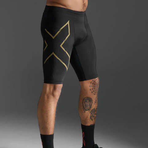 2XU Light Speed Compression Shorts Mens - Image 2