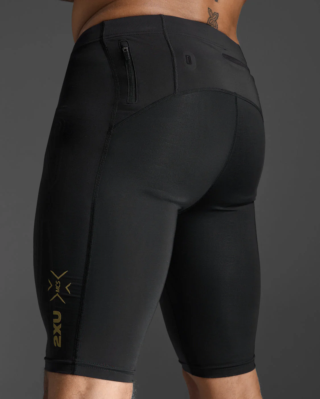 2XU Light Speed Compression Shorts Mens - Image 5