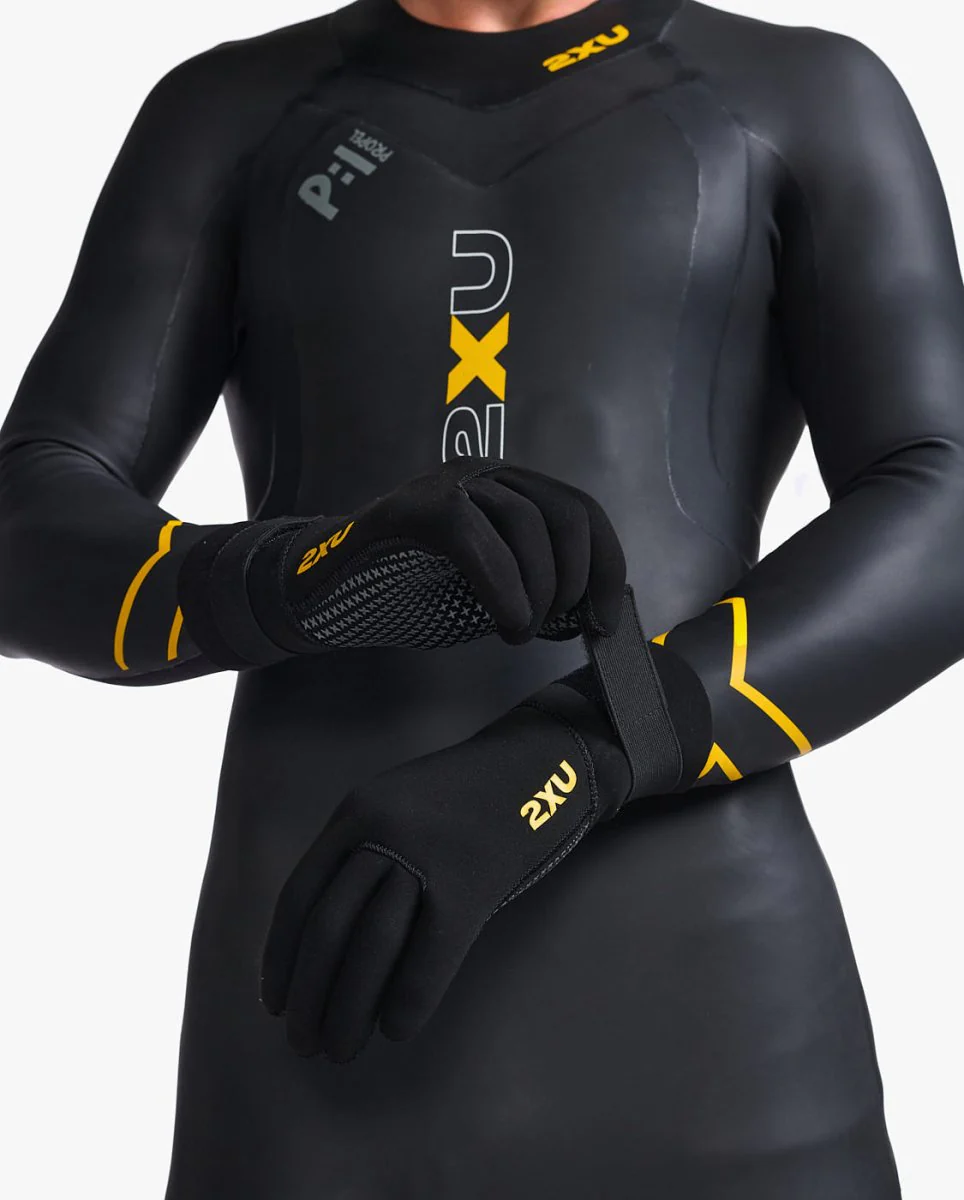 2XU Propel Neoprene Gloves - Image 4