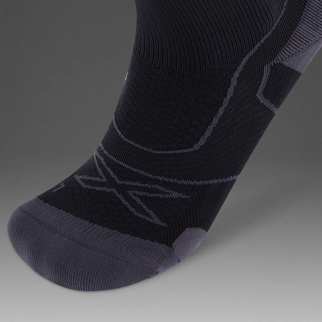 2XU Vectr Cushion Crew Black/Titanium Sock - Image 3