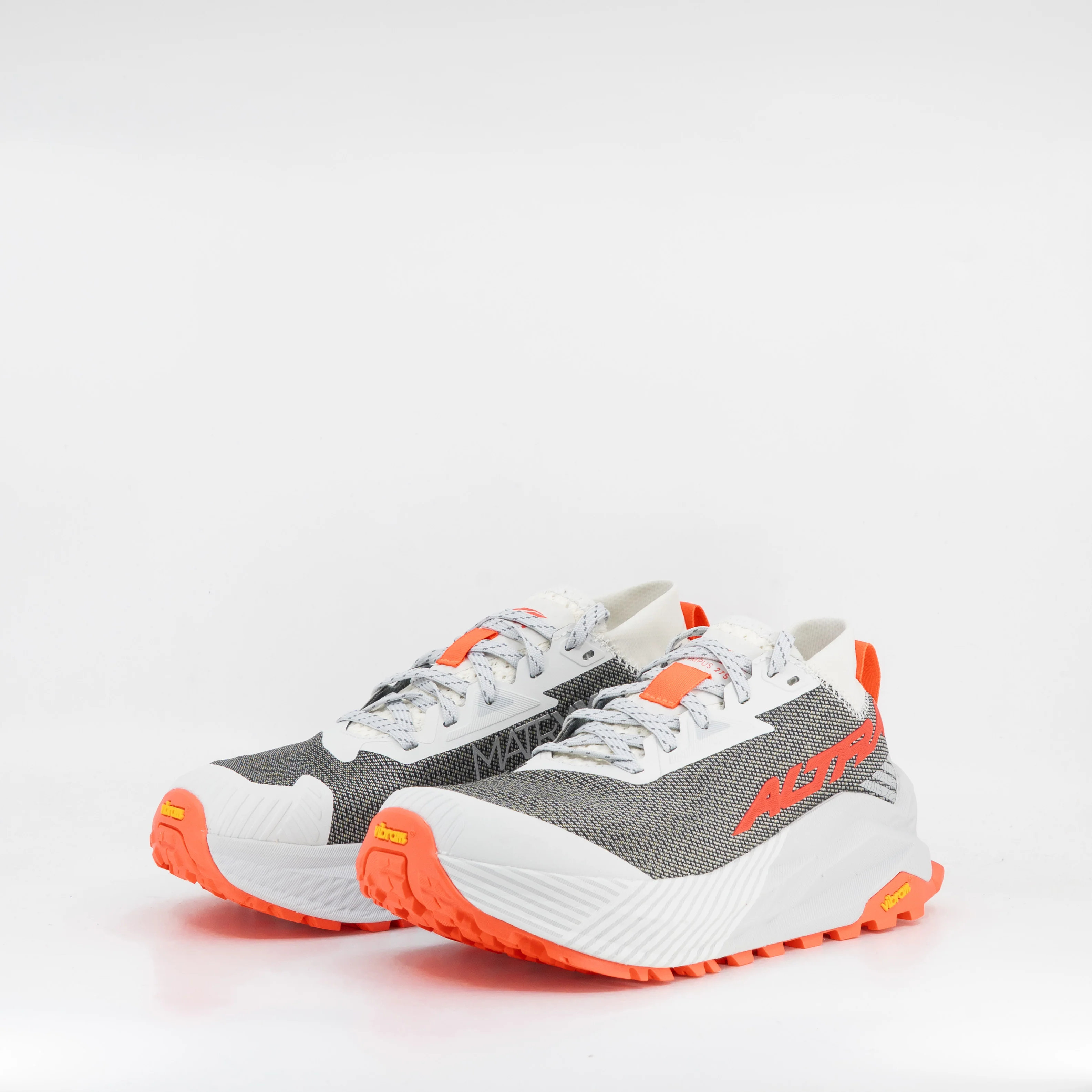 Altra Olympus 275 (D Standard) Mens White/Coral