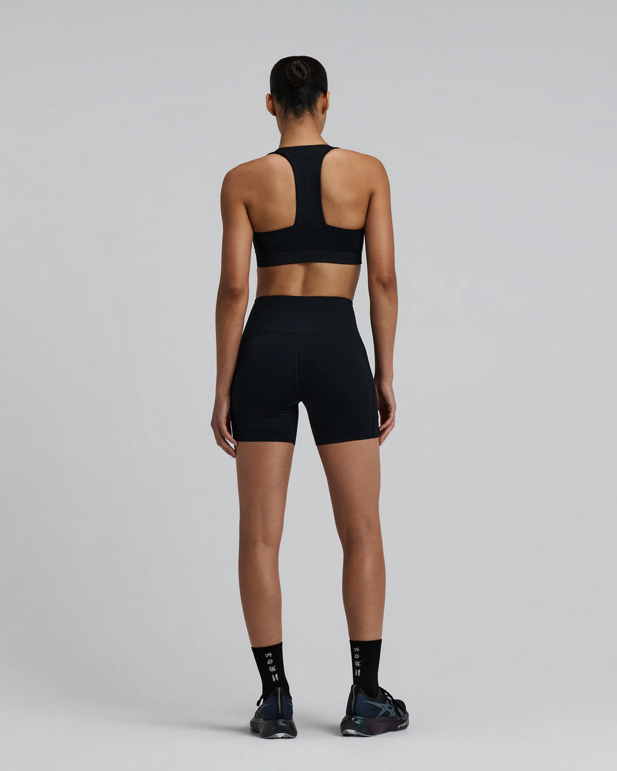 Bandit Stamina-V High Waist 5" Compression Short (Womens) Black - Image 7