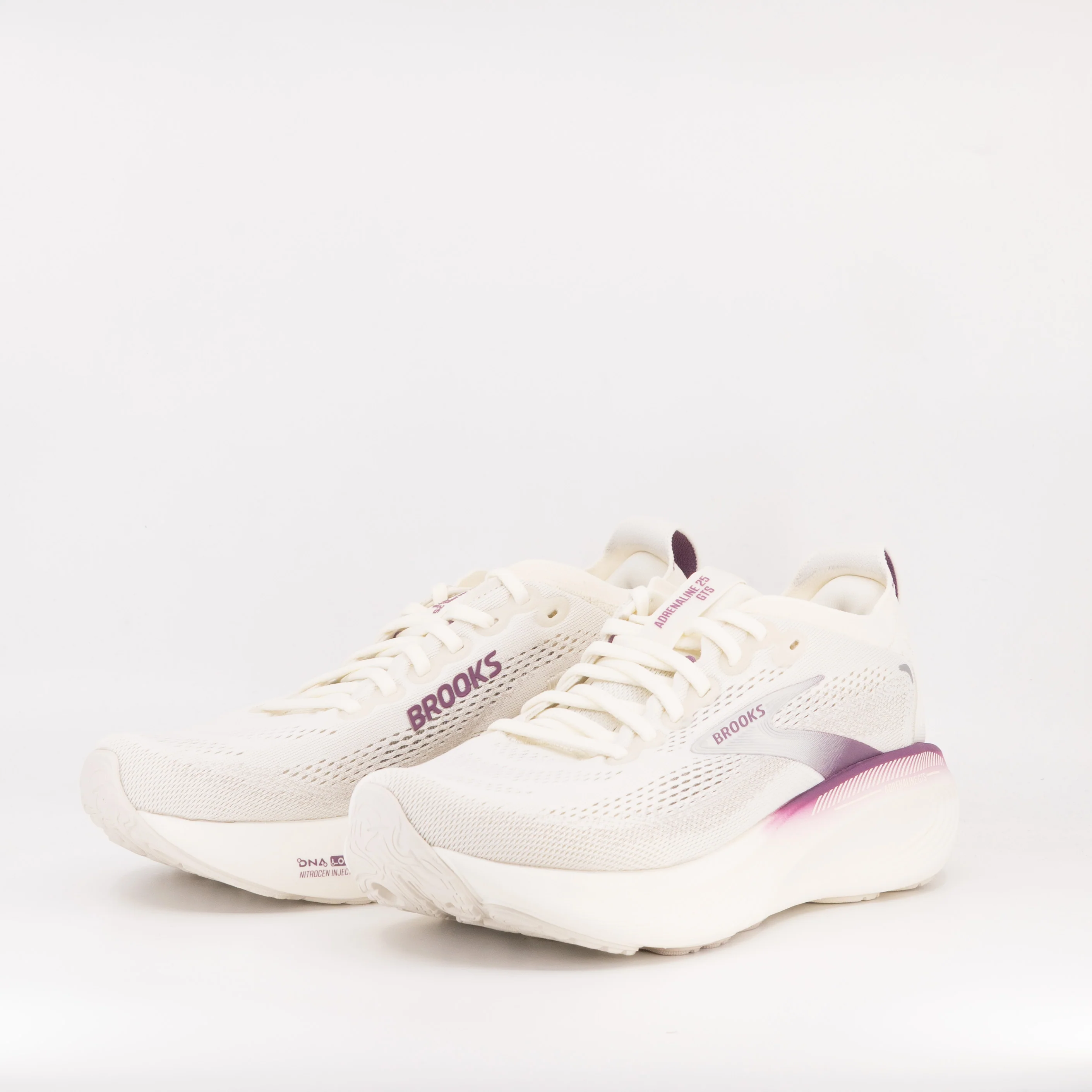 Brooks Adrenaline GTS 25 (B Standard) Womens Coconut/Argyle