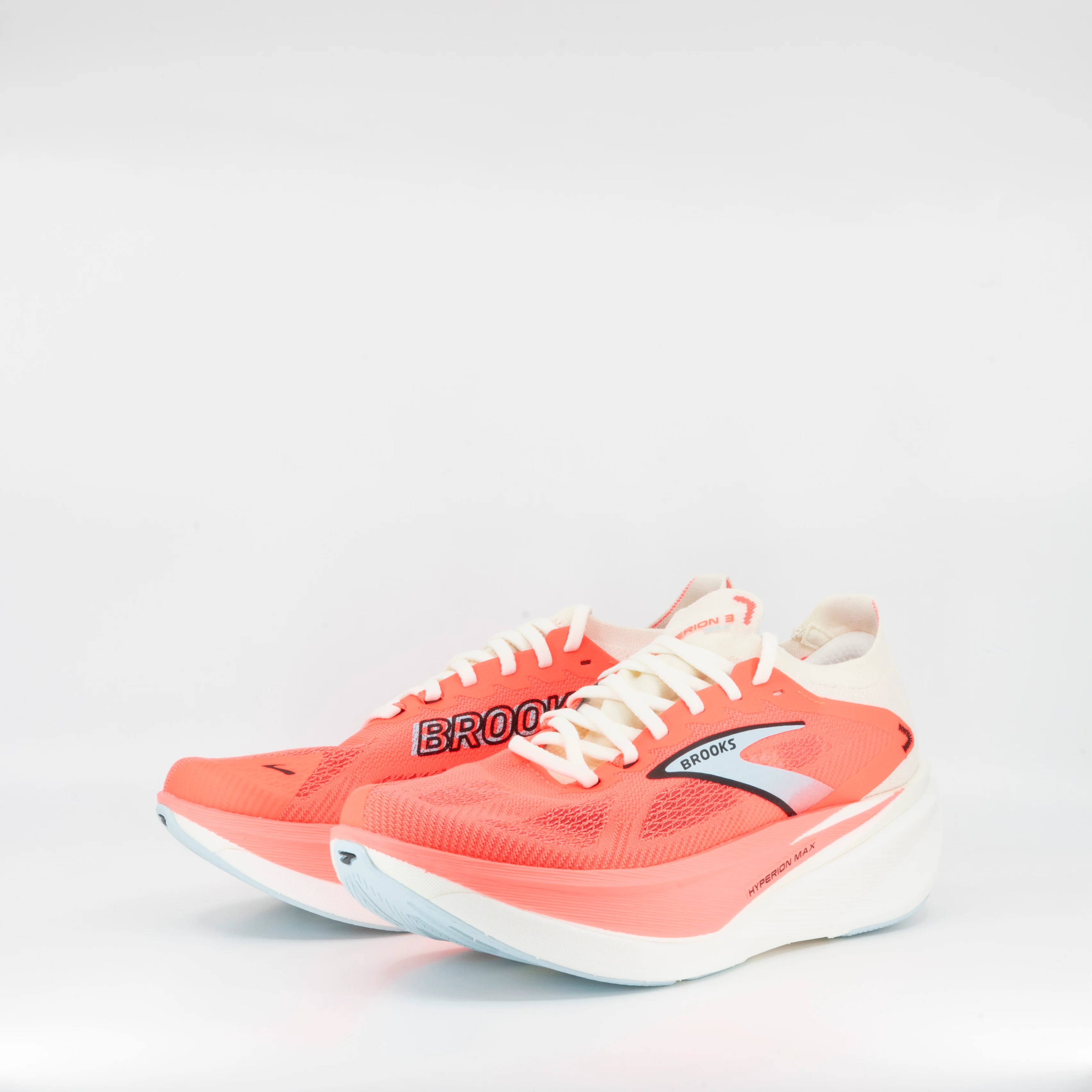 Brooks Hyperion Max 3 (B Standard) Womens Coconut/Fiery Coral