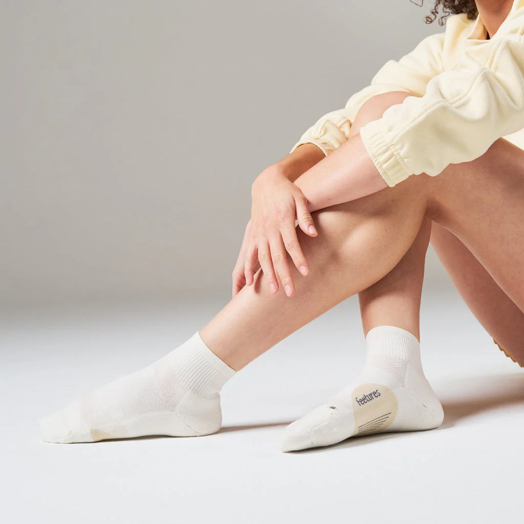 Feetures Elite Light Cushion Quarter - Linen - Image 3