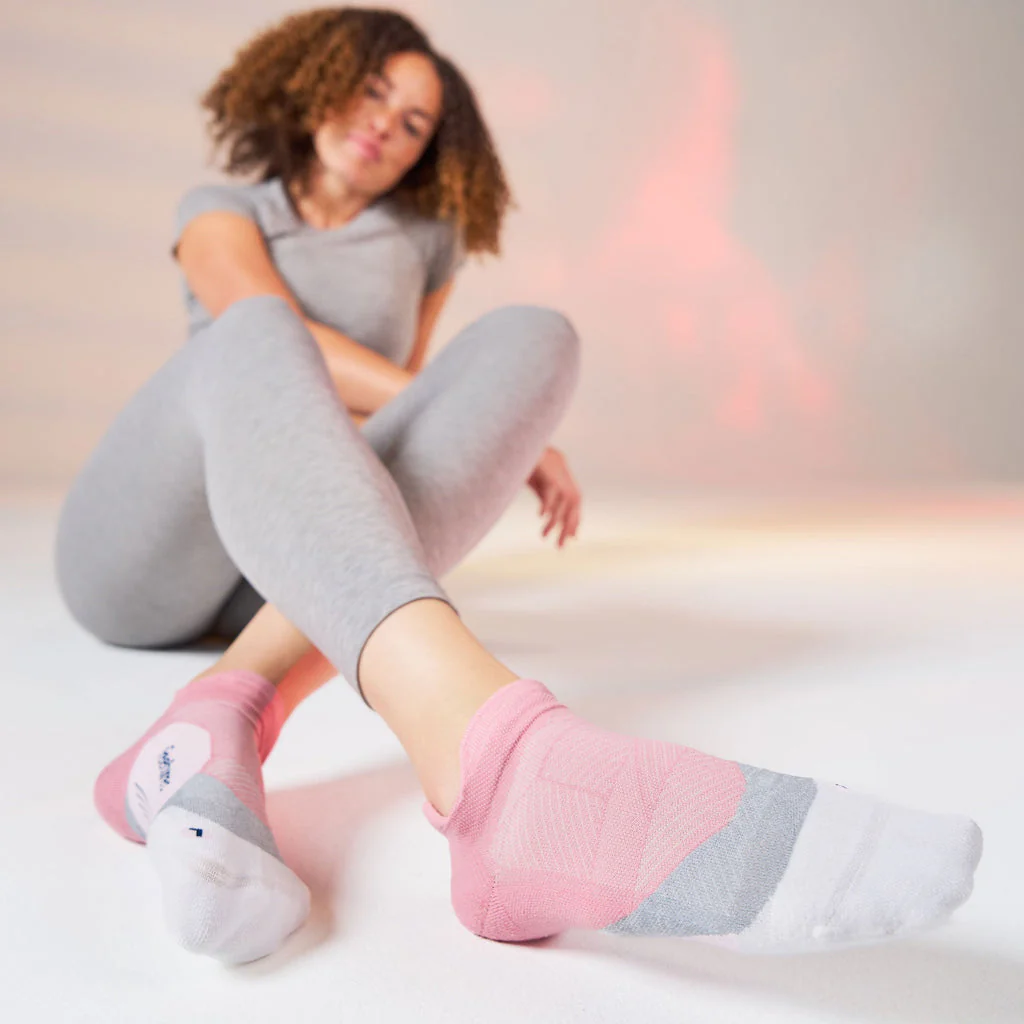 Feetures Elite Light Cushion Tab - Pink Orchard - Image 3