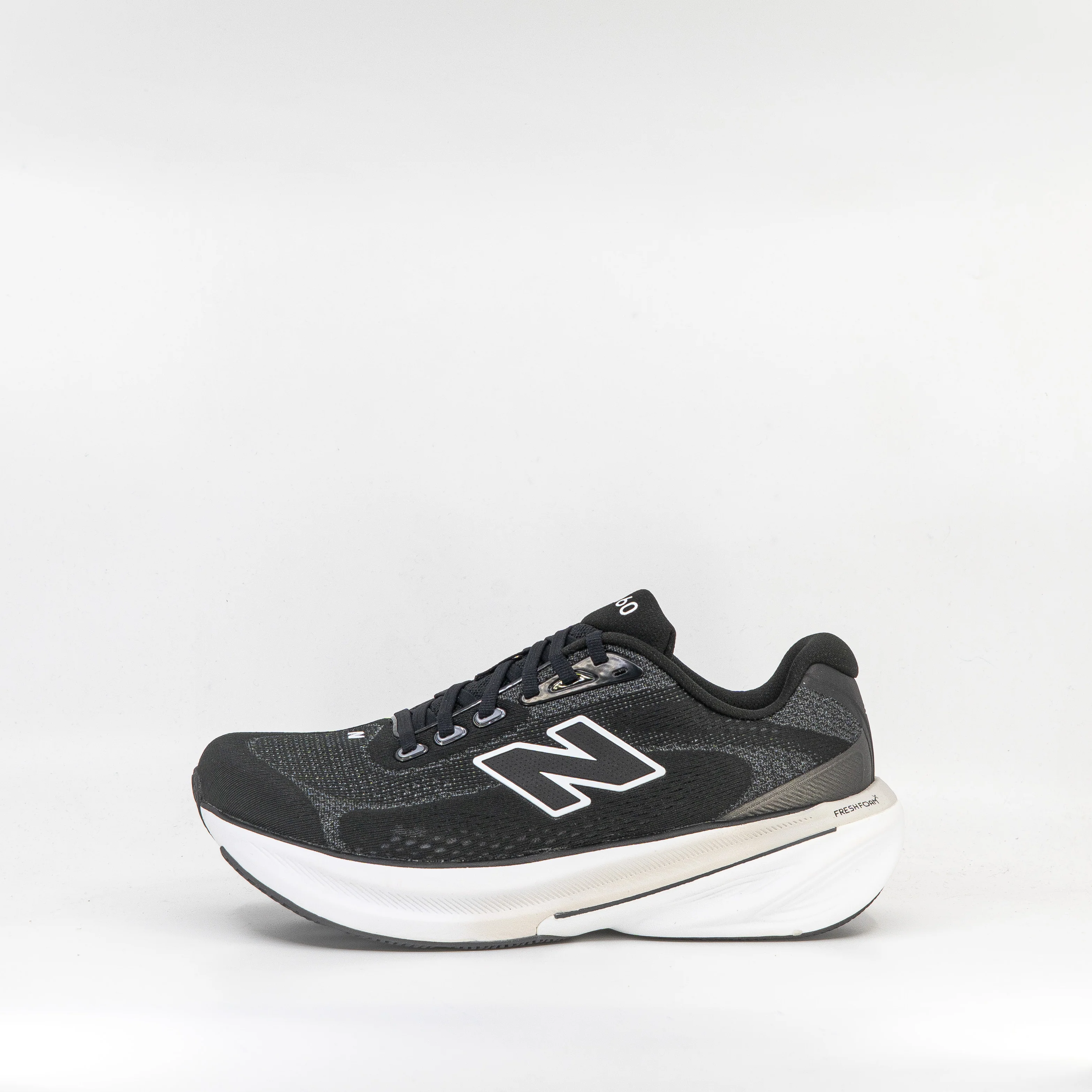 New Balance 860v15 (2E Wide) Mens Black/White - Image 2