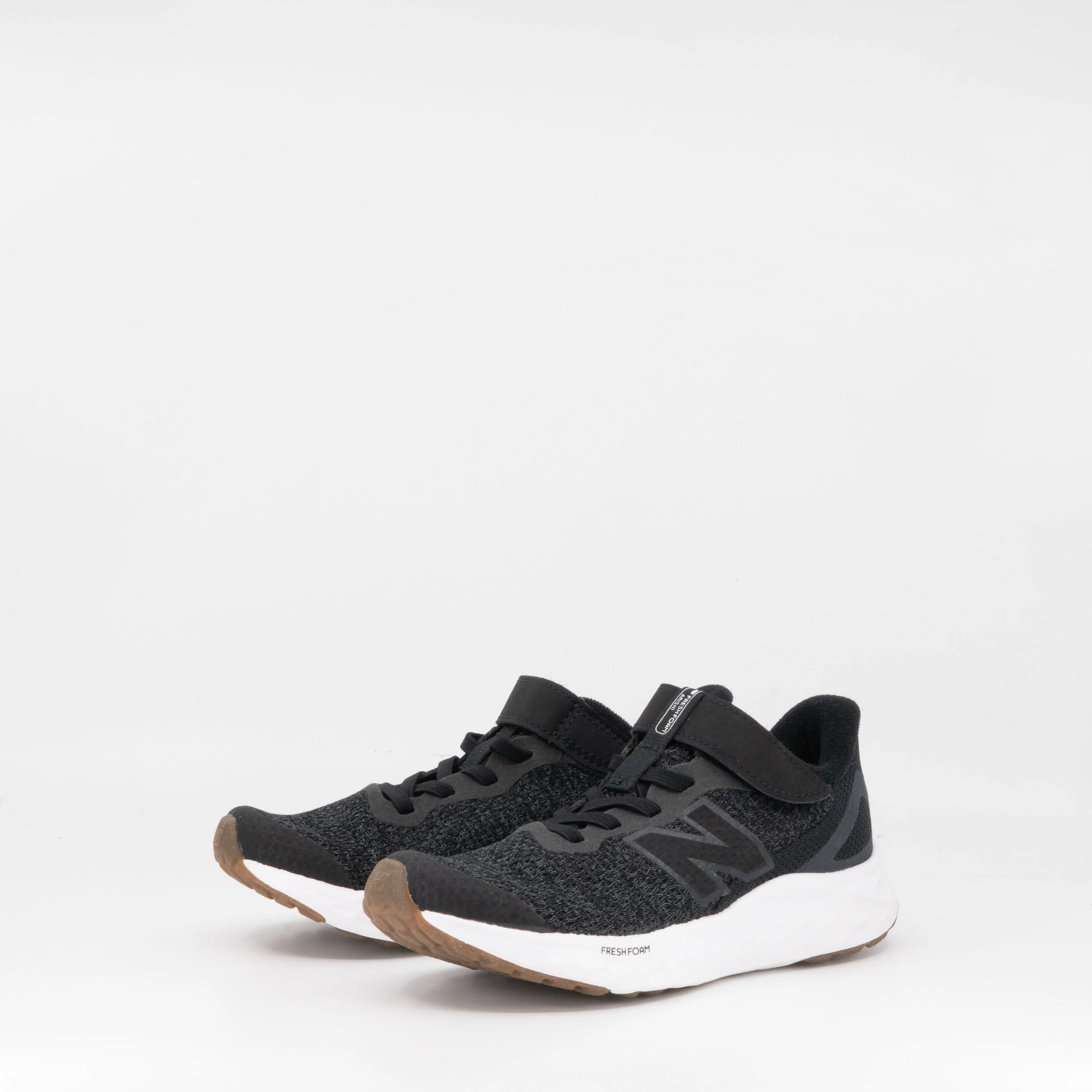 New Balance Fresh Foam Arishi v4 (Kids) Black/White