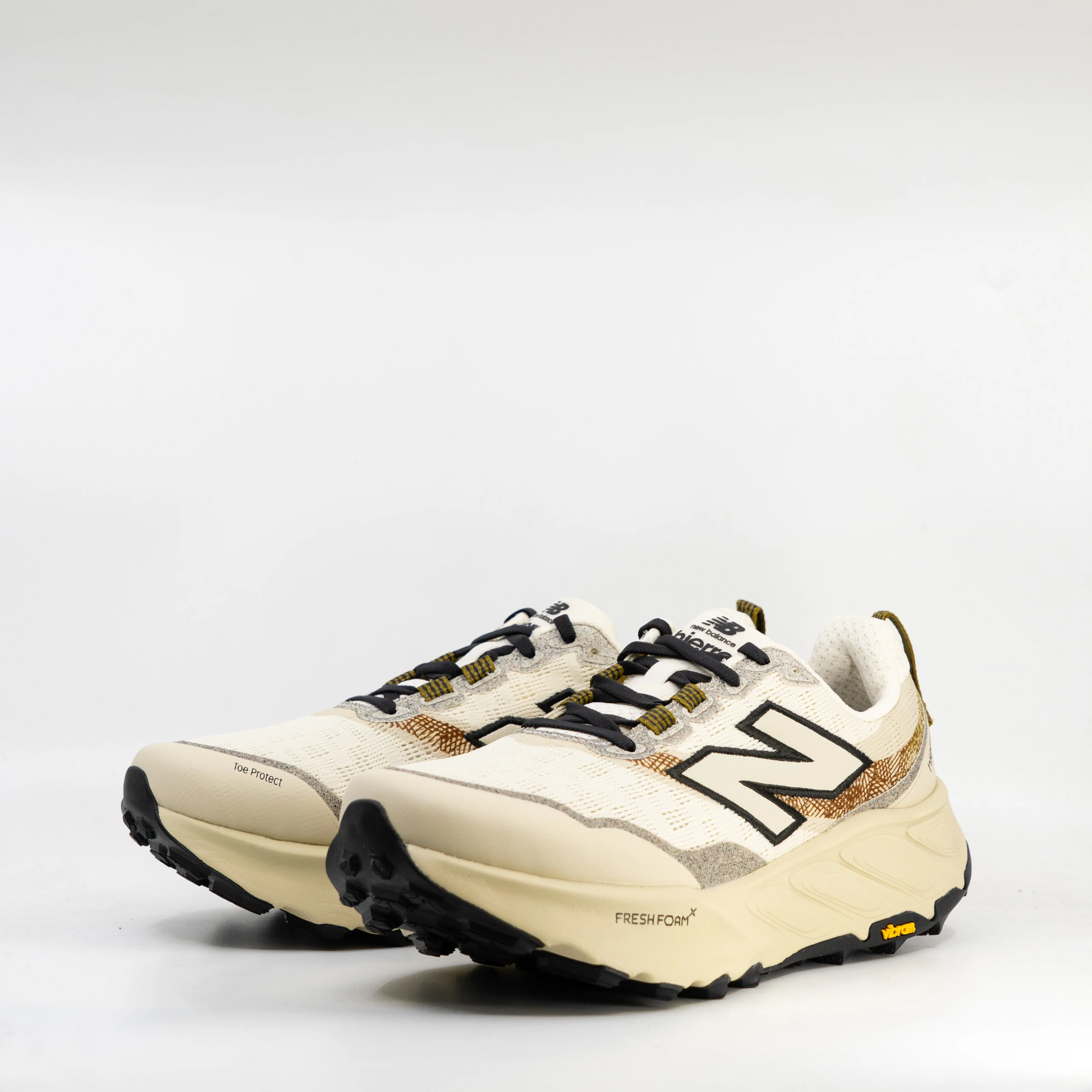 New Balance Fresh Foam X Hierro v9 (2E Wide) Mens Angora