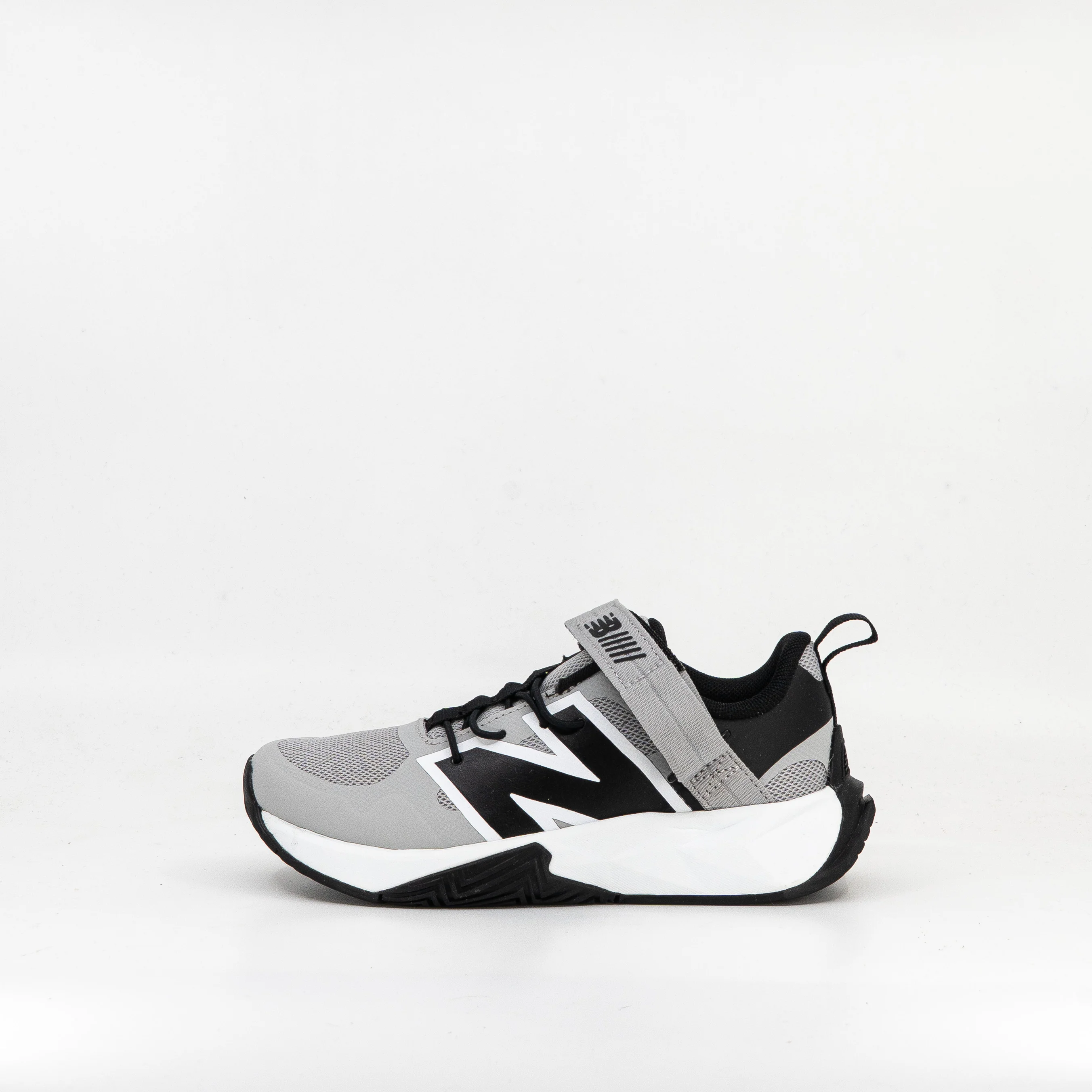 New Balance FuelCell Play Bungee Lace with Top Strap Kids Grey - Image 2