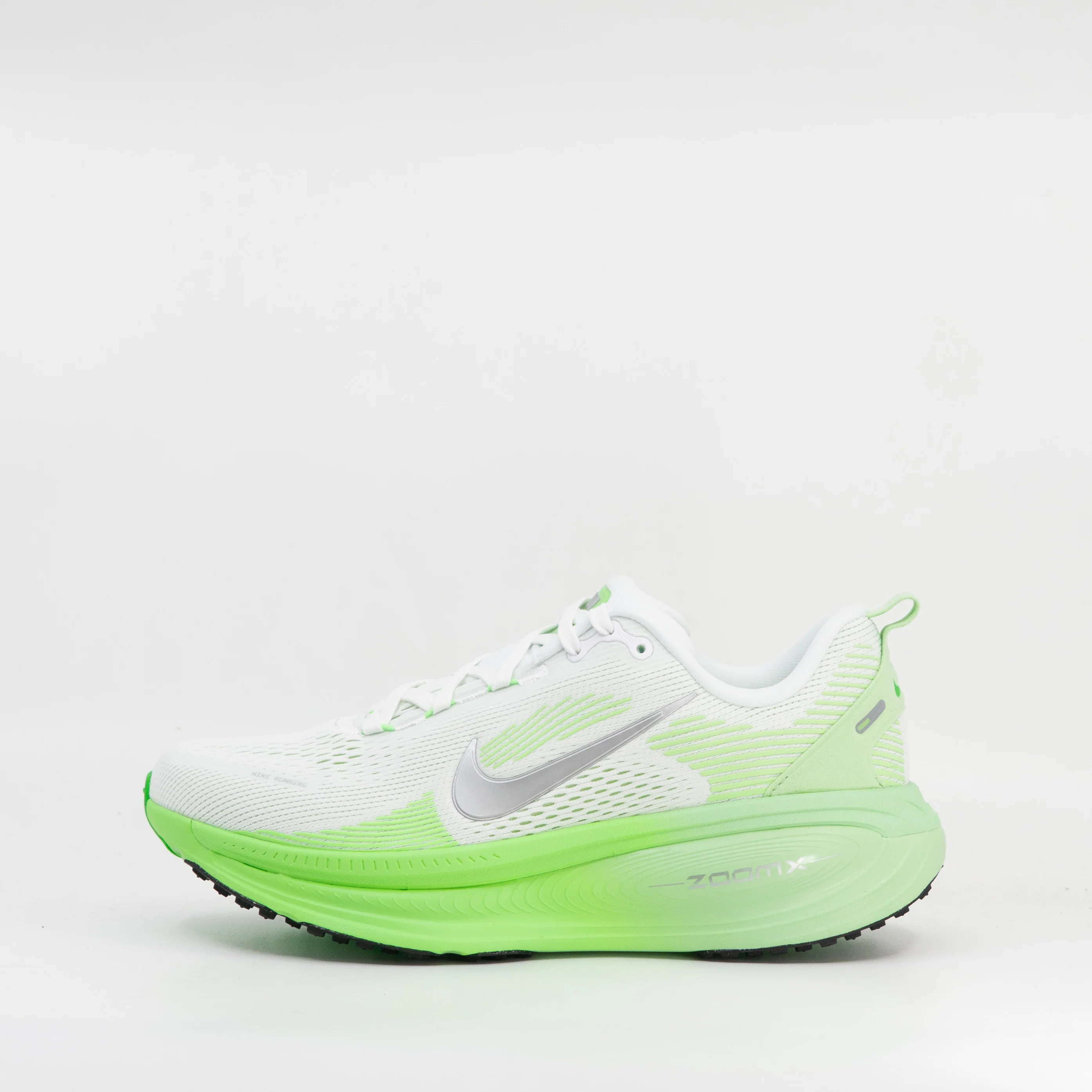 Nike Vomero 18 (B Standard) Womens White/Metallic Silver - Image 2